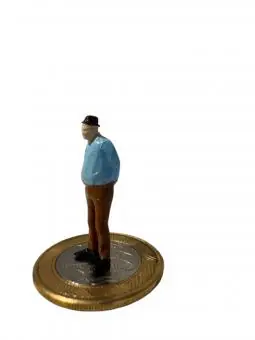 Homem idoso de chapéu