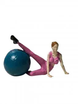 Mulher pilates com a bola